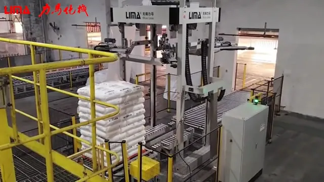 เครื่องหุ้มฟิล์มยืดอัตโนมัติสำหรับบริษัทปิโตรเคมี